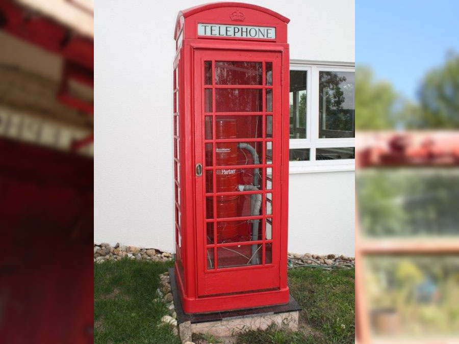 Restauration einer britischen Telefonzelle
